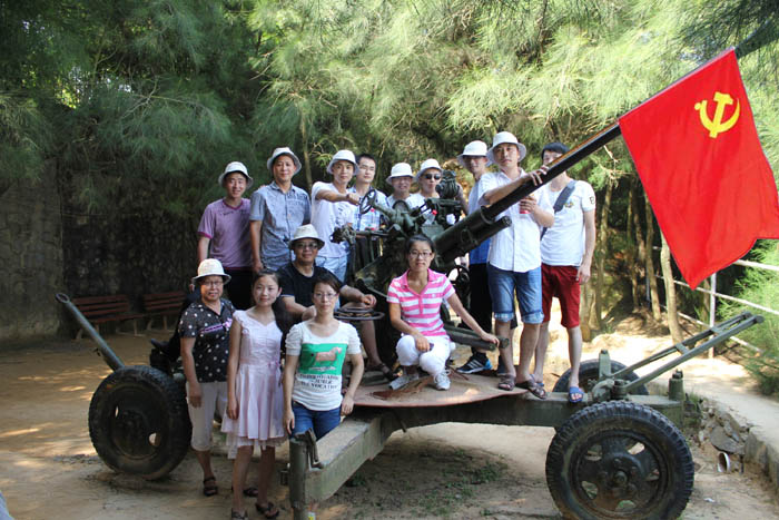 感受愛國主義教育，增強黨員黨性意識