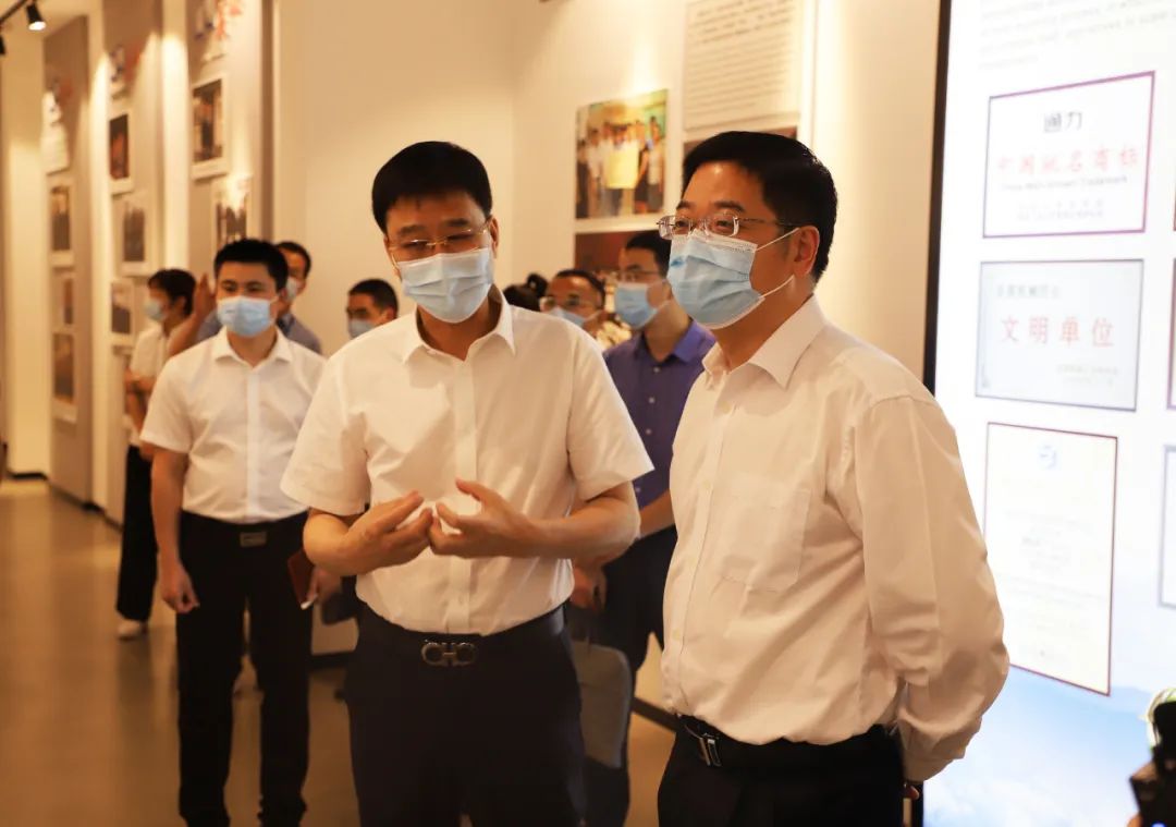 溫州市委常委、市紀(jì)委書記、市監(jiān)委主任張建明蒞臨通力科技調(diào)研